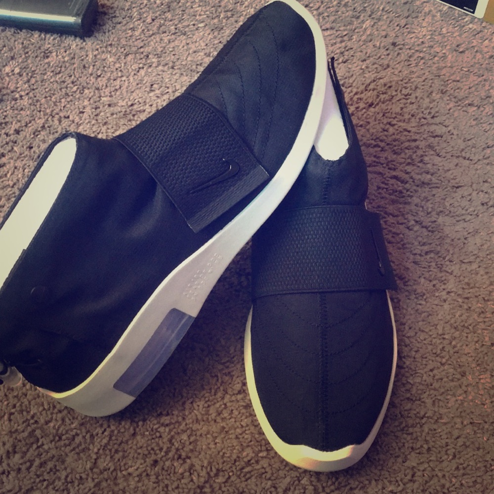 Nike Air Fear of God Moc
